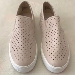 Steve Madden Owen Slip-On Sneaker